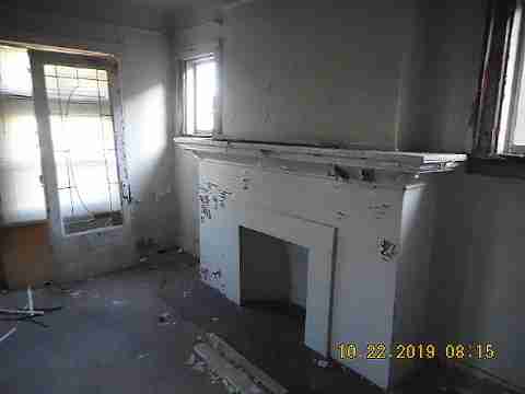 2675 Glendale (23)_m.jpg